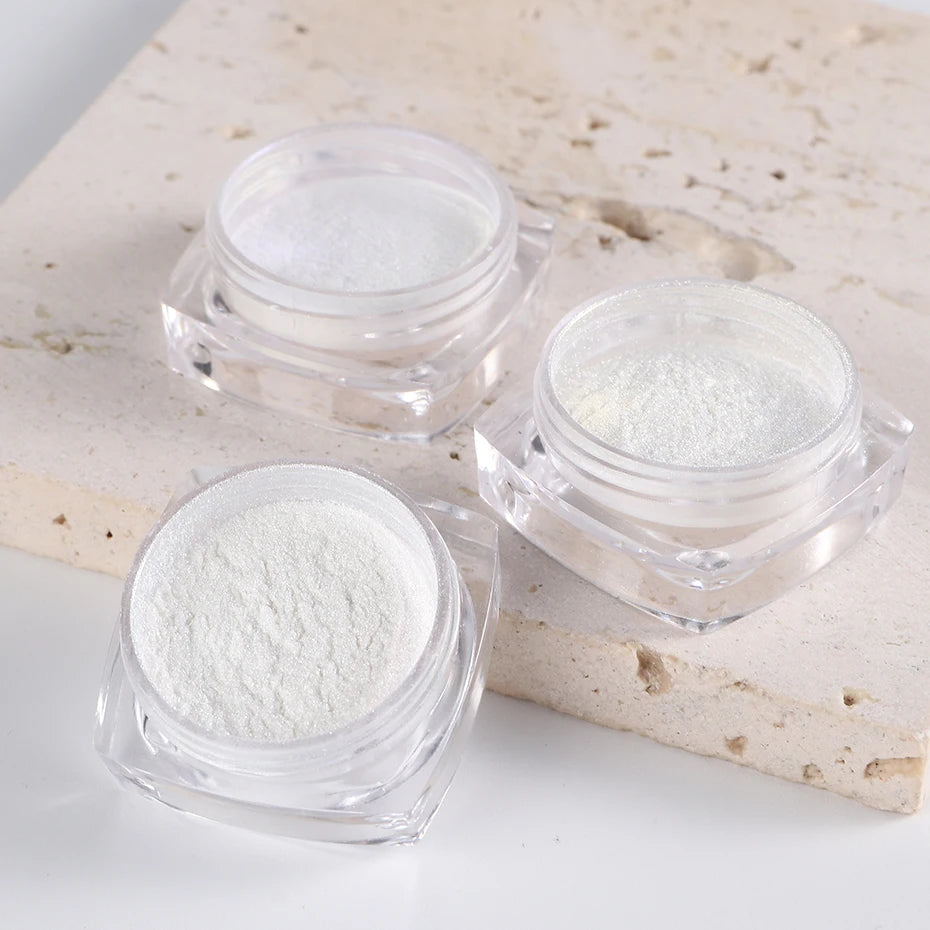 Moonlight Pearl White Nails Glitter Dust Chrome Aurora White Rubbing on Powder Shell Mirror Pigment Nail Art Supplies Decoration